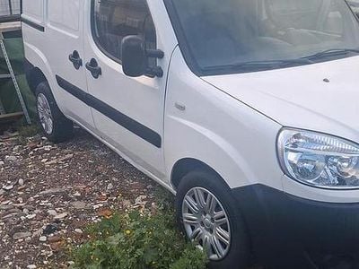 Usata Fiat Doblò 2011 Bianco Monovolume