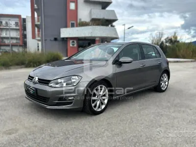 Usata VW Golf VII Executive 110 CV (80 kW) 2016 Grigio Utilitaria