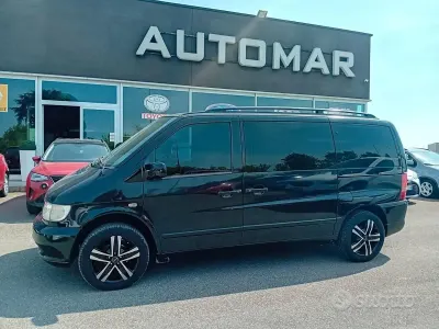 Usata Mercedes V220 122 CV (89 kW) 2003 Nero Monovolume
