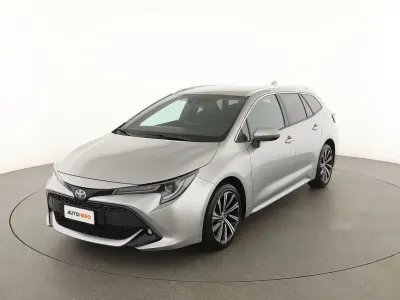 Usata Toyota Corolla Style 122 CV (89 kW) 2022 Grigio Station wagon