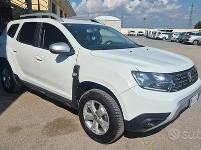 Usata Dacia Duster Comfort 110 CV (80 kW) 2018 Bianco SUV