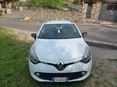 Usata Renault Clio 90 CV (66 kW) 2015 Bianco Station wagon