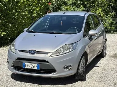 Usata Ford Fiesta Titanium 97 CV (71 kW) 2011 Berlina