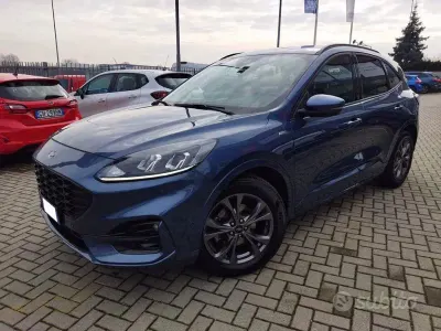 Usata Ford Kuga ST-Line X 120 CV (88 kW) 2022 Blu SUV