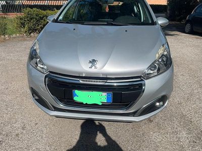 Usata Peugeot 208 2016 Grigio Utilitaria