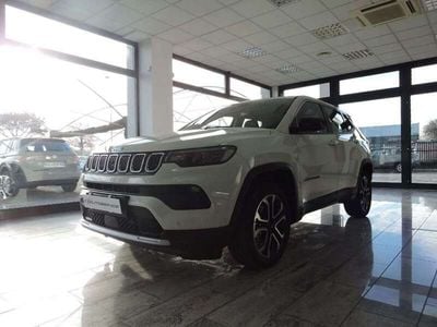 Usata Jeep Compass Altitude 131 CV (96 kW) 2024 Bianco SUV