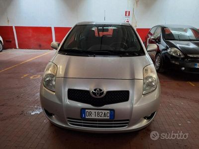 usata Toyota Yaris 1.3 3 porte Sol