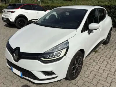 Usata Renault Clio IV Intens 90 CV (66 kW) 2017 Other Berlina
