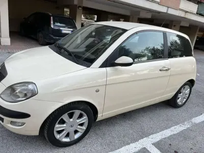 Usata Lancia Ypsilon