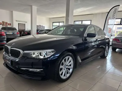 Usata BMW 530 Sport Line 252 CV (185 kW) 2017 Blu/azzurro Berlina