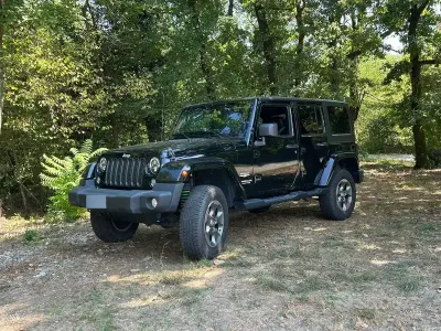 Usata Jeep Wrangler Sahara 200 CV (147 kW) 2013 Nero SUV