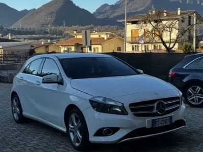 Usata Mercedes A180 109 CV (80 kW) 2013 Bianco Berlina