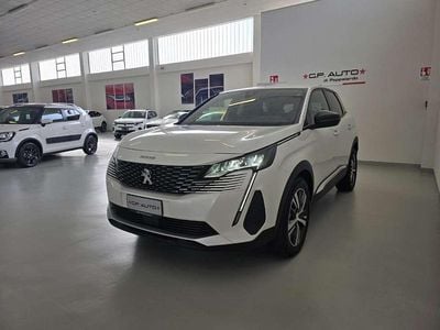 Usata Peugeot 3008 Allure 131 CV (96 kW) 2024 Bianco SUV
