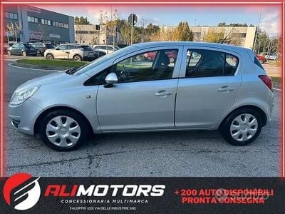 Usata Opel Corsa 80 CV (58 kW) 2008 Grigio Berlina