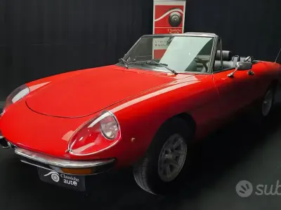 Usata Alfa Romeo Spider Veloce 131 CV (96 kW) 1982 Rosso Cabrio