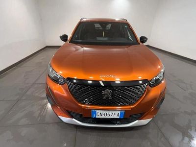 Usata Peugeot 2008 Allure 100 CV (73 kW) 2023 Arancione SUV