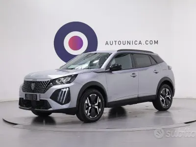 Usata Peugeot 2008 Allure 136 CV (100 kW) 2025 Grigio SUV