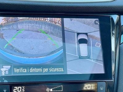 Usata Nissan Qashqai 110 CV (80 kW) 2017 Grigio SUV