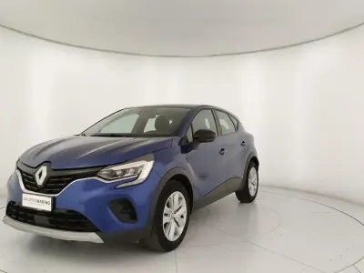 Usata Renault Captur Equilibre 101 CV (74 kW) 2024 Blu SUV