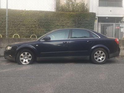 Usata Audi A4 Ambiente 131 CV (96 kW) 2001 Blu/azzurro Berlina