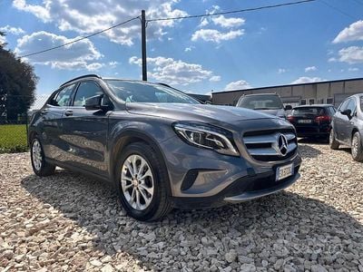Usata Mercedes GLA200 Executive 135 CV (99 kW) 2014 Grigio SUV
