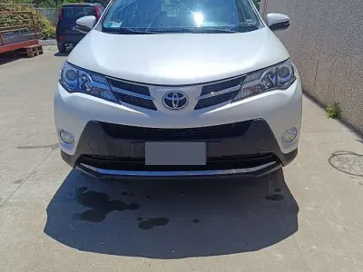 Usata Toyota RAV4 124 CV (91 kW) 2013 Bianco SUV