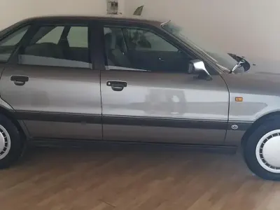 Usata Audi 80 73 CV (53 kW) 1989 Grigio Berlina
