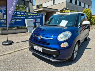 Usata Fiat 500L Lounge 120 CV (88 kW) 2015 Blu/azzurro Monovolume