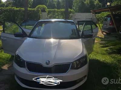Usata Skoda Fabia Ambition 102 CV (75 kW) 2017 Bianco Station wagon