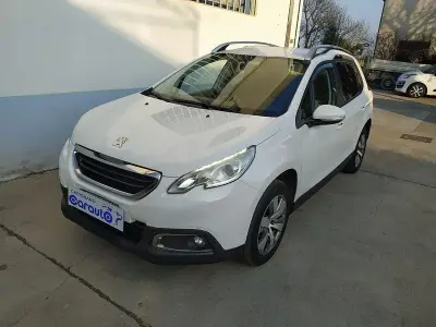 Usata Peugeot 2008 Active 99 CV (72 kW) 2016 Bianco SUV