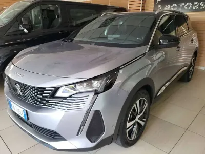 Usata Peugeot 5008 GTi 131 CV (96 kW) 2023 Blu/azzurro SUV