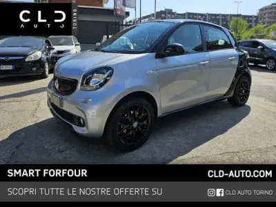 Begagnad Smart ForFour Passion 71 HK (52 kW) 2015 Grå Halvkombi
