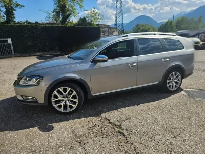 Usata VW Passat Alltrack 177 CV (130 kW) 2014 Grigio Station wagon