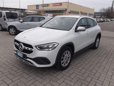 Mercedes GLA200