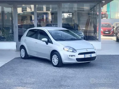 Usata Fiat Punto 69 CV (50 kW) 2013 Grigio Utilitaria
