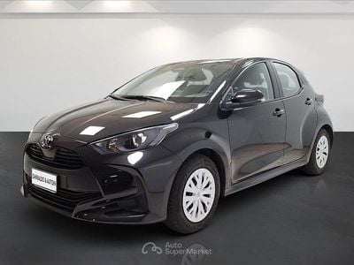 Usata Toyota Yaris Hybrid Active 116 CV (85 kW) 2025 Nero Berlina
