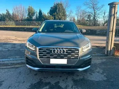 Usata Audi Q2 Sport 116 CV (85 kW) 2018 Grigio scuro SUV