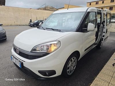 Usata Fiat Doblò Lounge 95 CV (69 kW) 2019 Bianco Monovolume