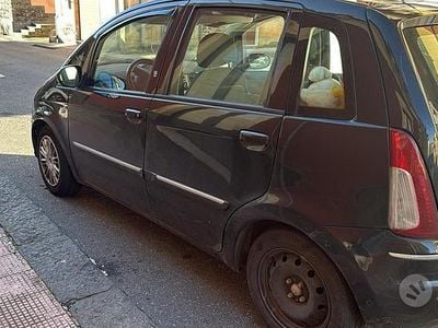 Usata Lancia Musa 2009 Nero Monovolume