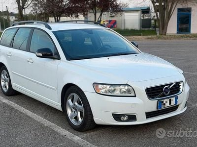 Usata Volvo V50 116 CV (85 kW) 2012 Bianco Station wagon