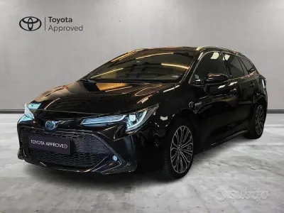 Usata Toyota Corolla Style 183 CV (134 kW) 2019 Phantom brown met Station wagon