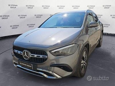 Usata Mercedes GLA180 Advanced 116 CV (85 kW) 2023 Grigio SUV