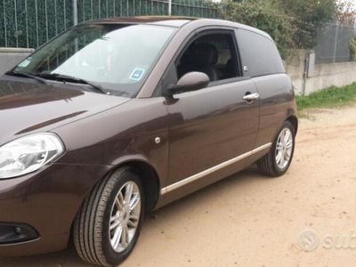Usata Lancia Ypsilon Platinum 77 CV (56 kW) 2009 Marrone Utilitaria