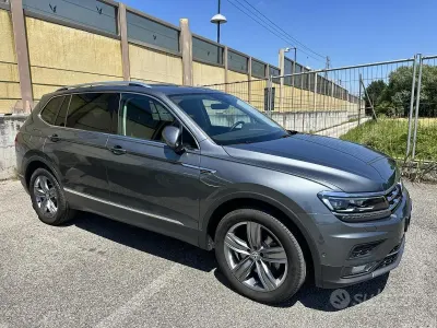 Usata VW Tiguan Allspace 190 CV (139 kW) 2020 Grigio SUV