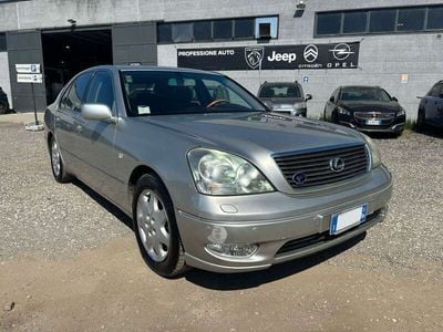 Usata Lexus LS430 281 CV (206 kW) 2002 Beige Berlina