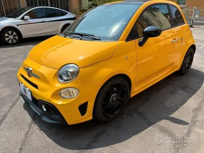 Usata Abarth 595 Pista 160 CV (117 kW) 2020 Giallo SUV