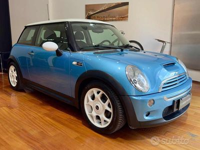 Usata Mini Cooper S 163 CV (119 kW) 2002 Azzurro Utilitaria