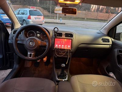 Usata VW Polo 60 CV (44 kW) 2011 Grigio Utilitaria