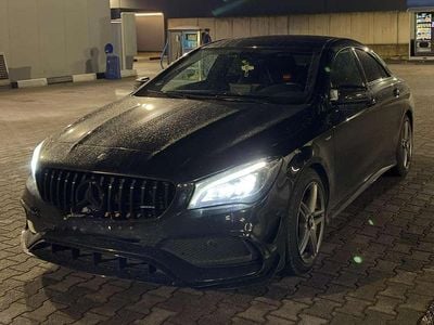 Usata Mercedes CLA220 Premium 177 CV (130 kW) 2018 Nero Berlina