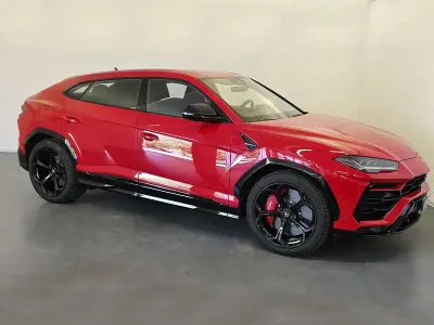Usata Lamborghini Urus 650 CV (478 kW) 2022 Rosso SUV